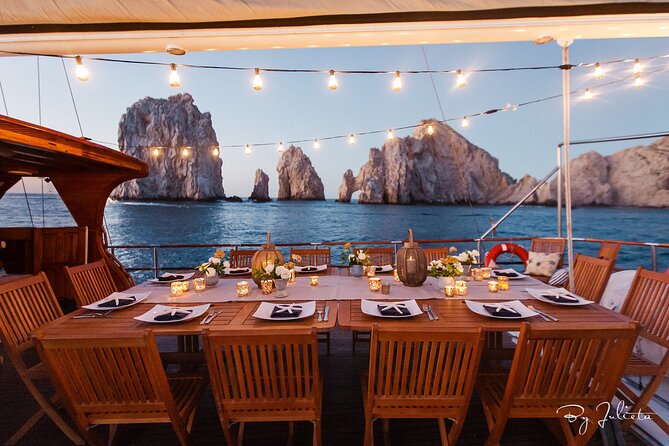 Cabo San Lucas Luxury Sailing Yacht and Dinner with a Chef - Los Cabos From the Water: Arch of Cabo San Lucas and Playa de los Amantes