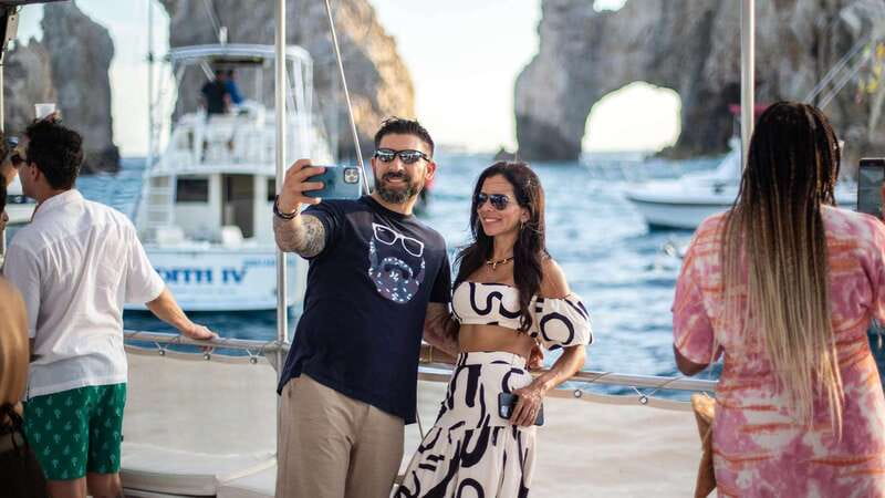 Cabo San Lucas: Sunset Party Cruise with Open Bar - Should you book the Pez Gato sunset party cruise?