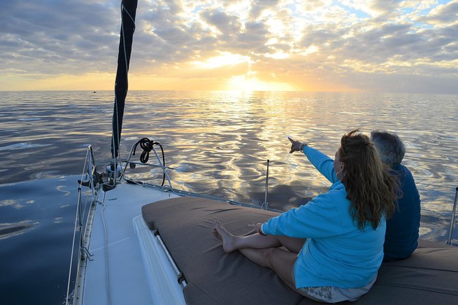 Cabo San Lucas Sunset Sailing Shared Cruise - Rolling toward the Pacific side of Baja