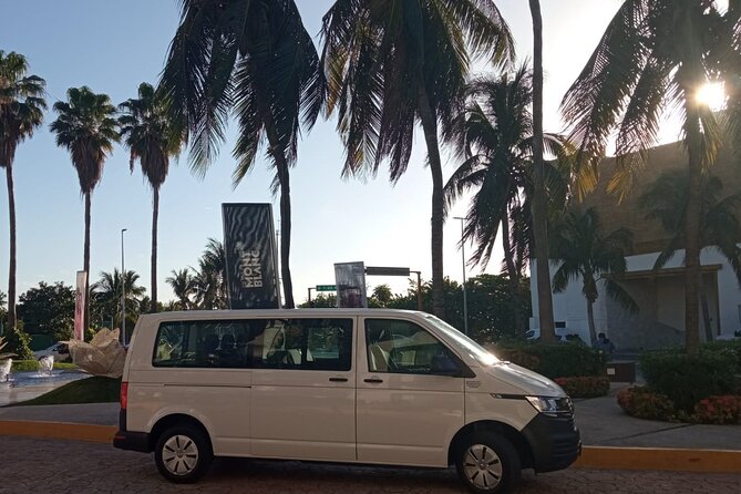 Cancun Airport to Playa del Carmen Roundtrip Private Transfer - Meeting the driver at Cancun airport, terminal by terminal