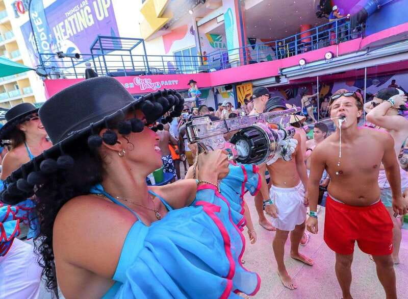 Cancún: Coco Bongo Beach Party Experience - Who This Experience Is Best For