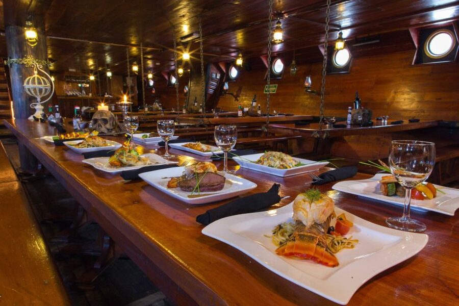Cancún: Jolly Roger Pirate Dinner Cruise 2025 - Route Over Cancun and Isla Mujeres Bay: Why the Cruise Portion Matters