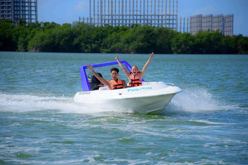 Cancun: Jungle Tour Adventure with Speedboat and Snorkeling - The salbute snack and flavored water, a small but real perk
