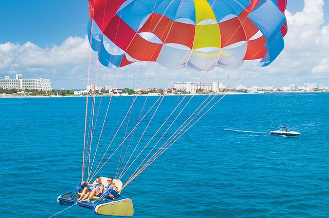 Cancun Parasailing Adventure - Comfort and Safety Limits: Who Can Join and What to Expect