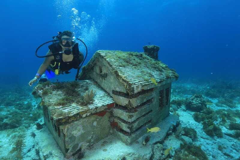 Cancun: Scuba Diving for Beginners, 2 Dives - What You Pay, and Why the Value Makes Sense