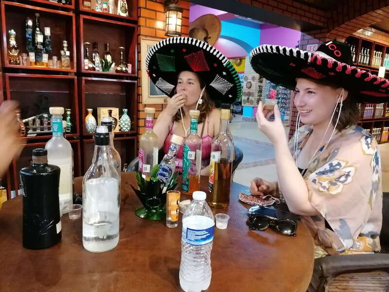 Cancun Taco Tour: Street Food & Tequila Tasting in Downtown - Key things that make this taco tour worth your evening