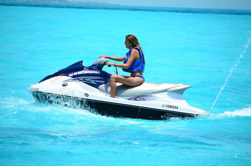 Cancun: Waverunner in Nichupte Lagoon - The Check-In Setup, Gear, and Why the Early Arrival Matters