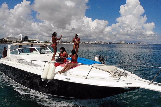 Cancun yachts rental BEATIFUL YACHT 46FT, 15 PAX MAX 25P6 - Picking the Right Time Slot: 2, 4, or 6 Hours