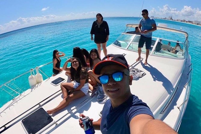 Cancun yachts rental BEATIFUL YACHT 46FT, 15 PAX MAX 25P6 - The Route Feel: Cancun Waters, Isla Mujeres, and Sunset Time