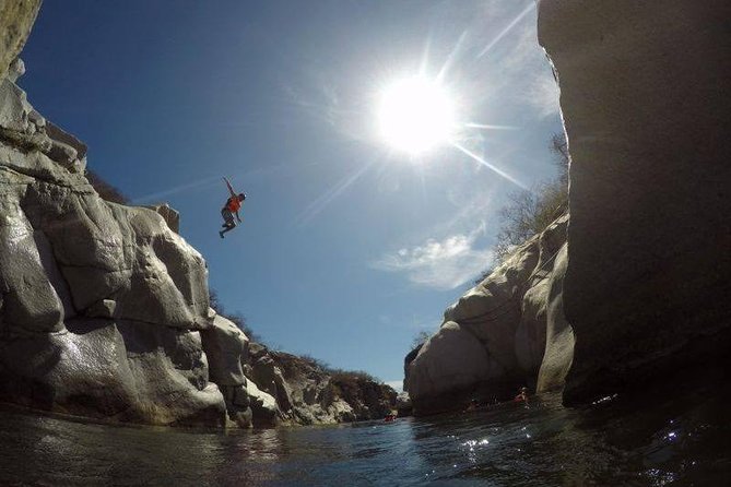 Canyoning in the Oaxacan Coast Canyons - The canyon itinerary: Playa La Bocana, river time, then lunch in the finish