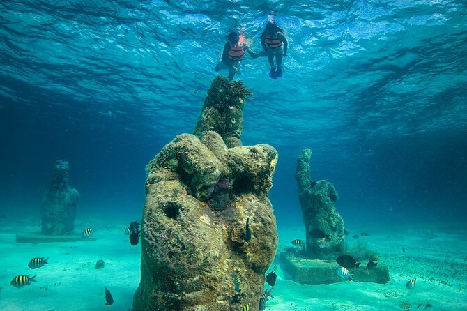 CATAMARAN to Isla Mujeres, Snorkel & Beach Club by Xcaret - Zaza Yacht and Beach Club at Isla Mujeres, Prime versus Lunch Light