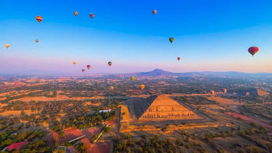 CDMX: Teotihuacan Hot Air Balloon with Breakfast - Sunrise balloon over Teotihuacan, the part you will remember