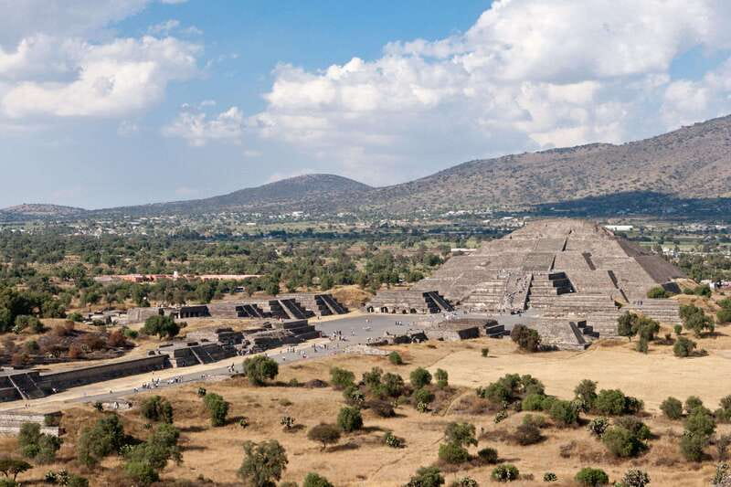 CDMX: Tour of the ruins of Teotihuacan, Tlatelolco, and Guadalupe - Tlatelolco: why the stories here hit differently