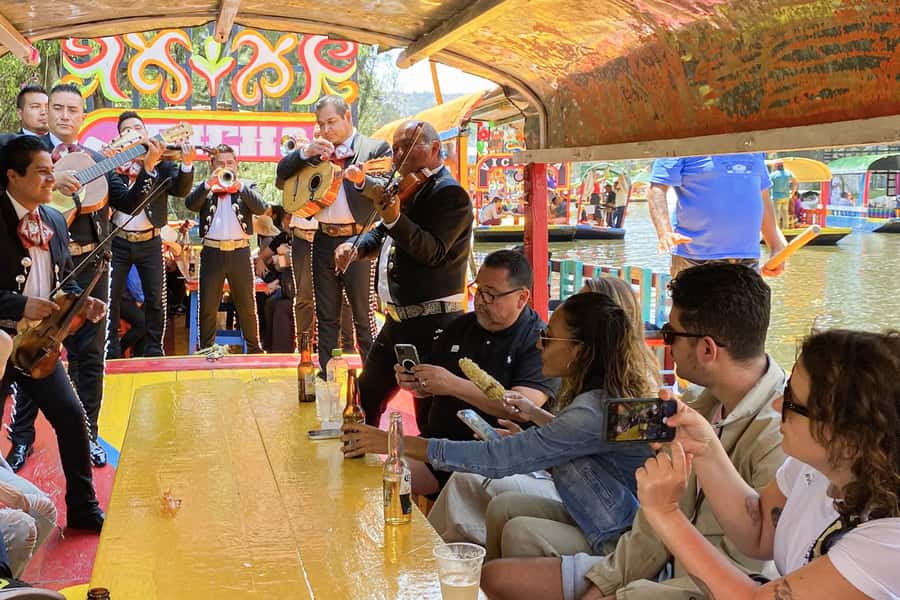 CDMX: Xochimilco Trajinera Party, Drinks, Mariachi & Tacos - Meeting at El Chango and Boarding at the Dock
