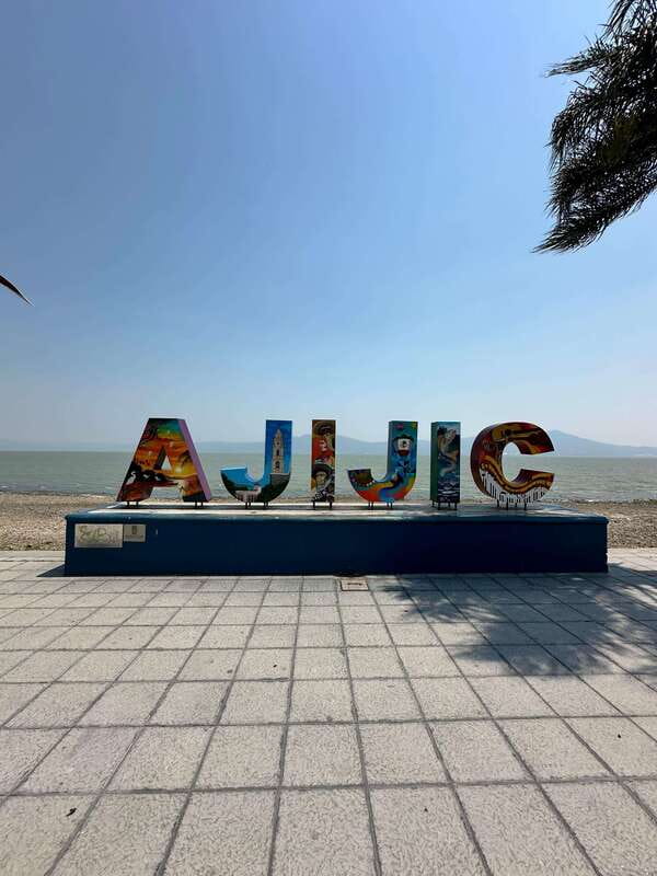 Chapala and Ajijic Tour from Guadalajara with 3 Potrillos - Price and Logistics: Is $40 Worth a 7.5 Hour Loop?