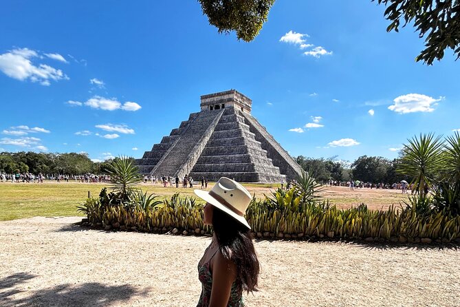 Chichen Itza Cenote and Valladolid in a Small Group - Chichén Itzá: Kukulkán Pyramid, Observatory, and the Market without rushing