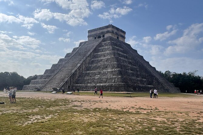 Chichén Itzá+Cenote+Food VIP: Your Exclusive, Private Journey - The drive to Chichén Itzá: settle in for about 2.5 hours