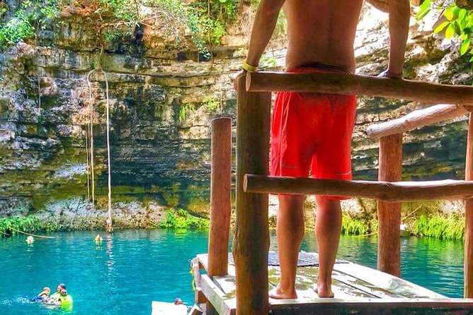Chichen Itza Classic + Cenote + Valladolid from Playa del Carmen - Chichen Itza at El Castillo, how to make the 2 hours count