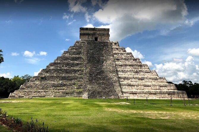 Chichen Itza Deluxe from Cancun to Playa del Carmen - Chichen Itza Guided Tour: Pyramid, Ball Courts, and the Observatory Views