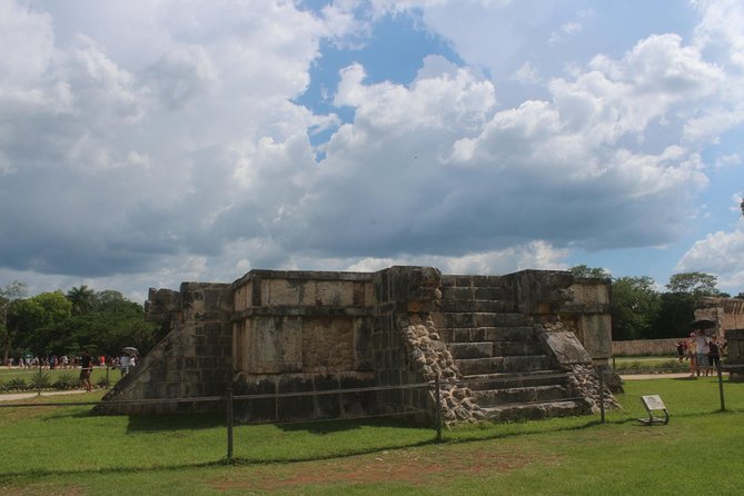 Chichen Itza & Ekbalam with Cenote Swim from Cancun - Cenote Saamal: what a limestone sinkhole swim feels like (and how to prepare)