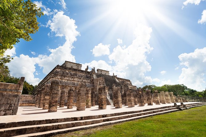 Chichen Itza Guided Historical Tour with Lunch Included - Valladolid: a quick colonial stop that adds contrast