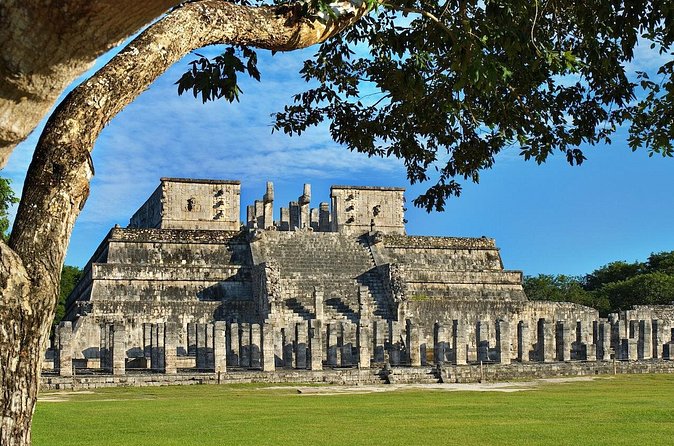 Chichen Itza Ik Kil Cenote Valladolid Small Group - Valladolid at the end of the day: short, sweet, and right-sized