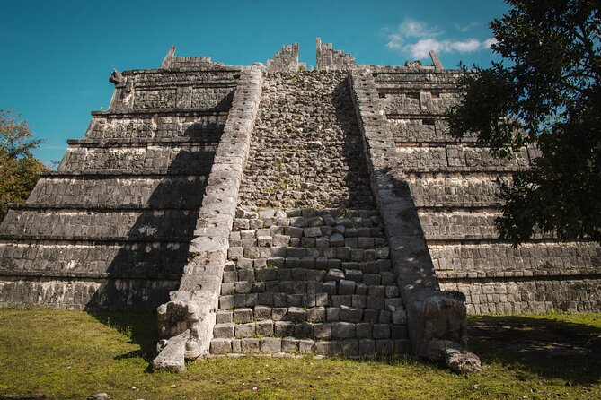 Chichen Itza Marvel of the World Early Morning Archaeologic Tour - El Castillo Focus: What the 3 Hours Around the Temple Really Means