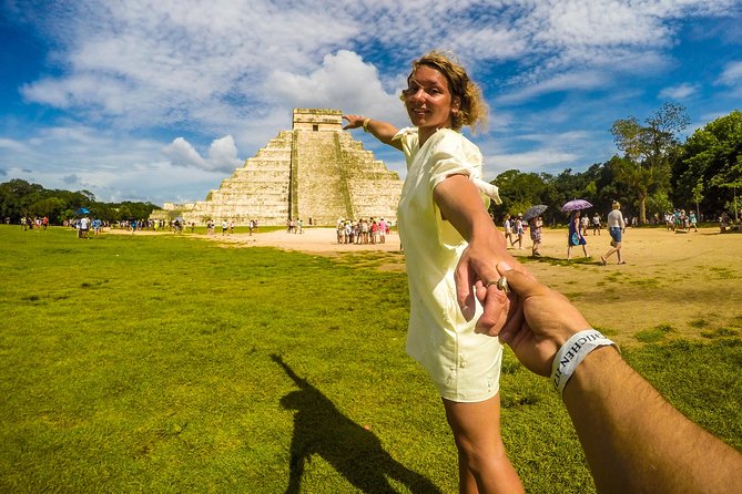 Chichen Itza Options with Sacred Cenote from Cancun - Group Size, Crowds, and the Shop-Stop Reality