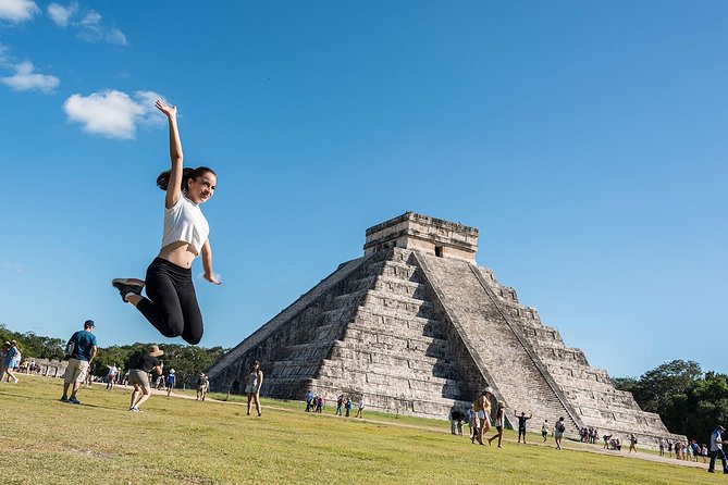 Chichén Itzá Premier Tour with Cenote Xunáan, Valladolid & Lunch - The Long Ride Reality From Cancun (and Why It Matters)
