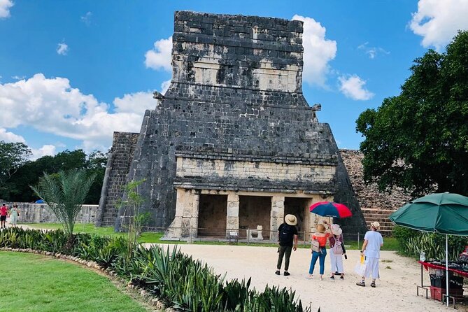 Chichén Itzá Premium Cenote y valladolid Day Tour - Smart Cancun Pickup: Logistics That Make or Break the Day