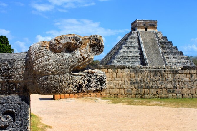 Chichen Itza: Self-Guided Tour with Audio Narration & Map - El Castillo and the Grand Ball Court: the stops you cannot miss