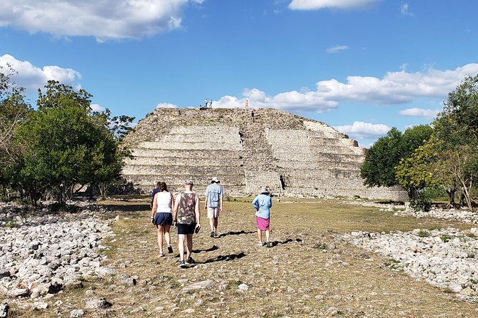 Chichen Itza skip the line - Cenote - Izamal from Valladolid - Guides and group size: why small matters on a big day