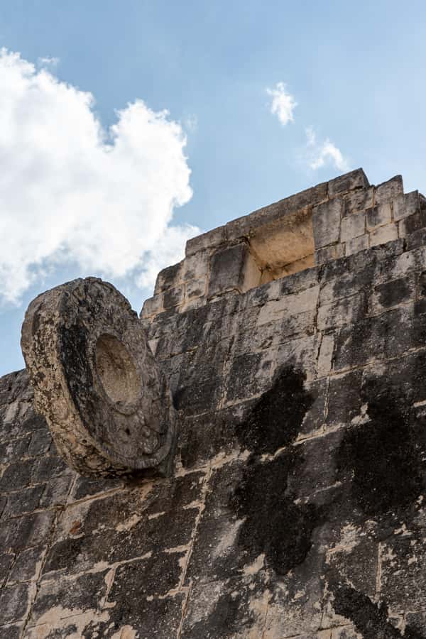 Chichén Itzá: Tour with Expert Tour Guide - What your guide actually does during the tour