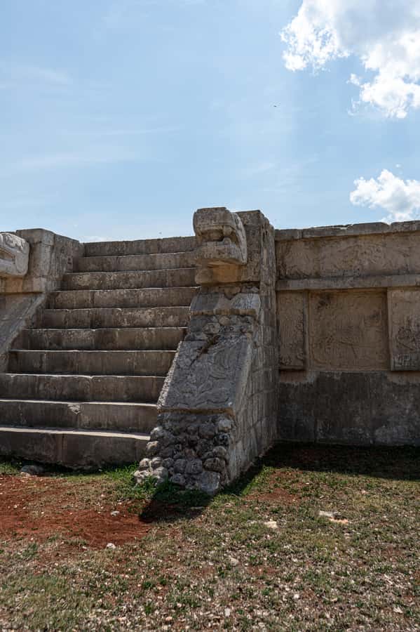 Chichén Itzá: Tour with Expert Tour Guide - What to bring for heat, sun, and comfort