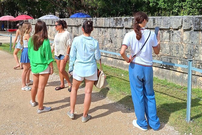 Chichen Itza : Walking Tour with Expert Guide and Skip-the-Line Access! - How the guide experience makes the ruins easier to understand