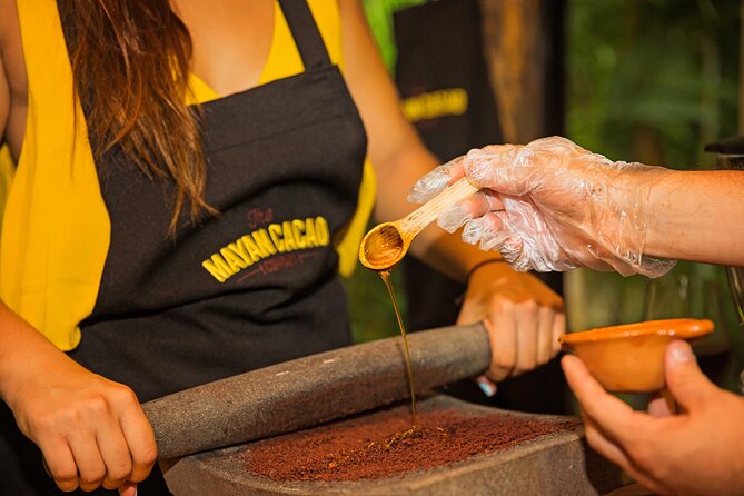 Chocolate Workshop - Chocolate Workshop basics at The Mayan Cacao Company