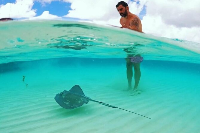 Cielito Cozumel: Mexican Caribbean Snorkeling Tour - Boat ride reality: small group, still not totally friction-free