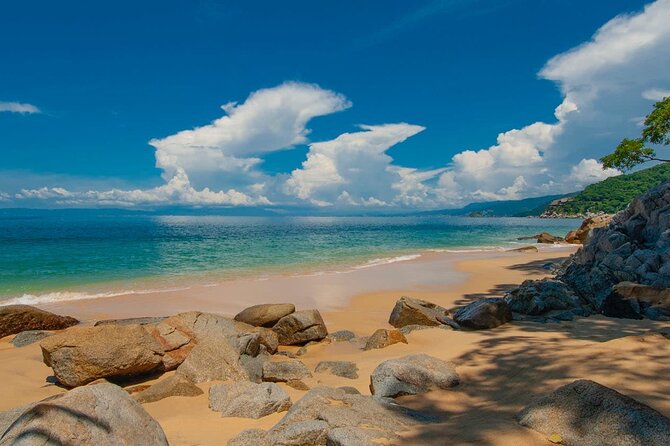 City Tour Express in Puerto Vallarta and Paradise Beaches - Los Arcos: The Icon Stop That Fits the Schedule