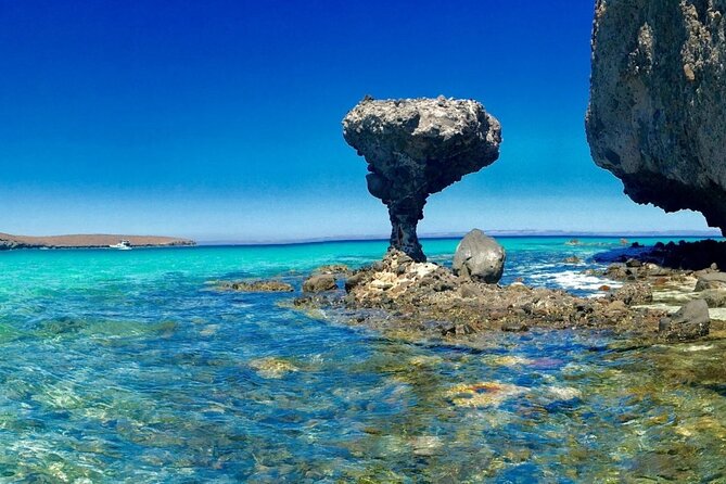 CityTour La Paz, Balandra beach and the Magic Town of Todos Santos - Playa El Coromuel: a shorter beach break to reset