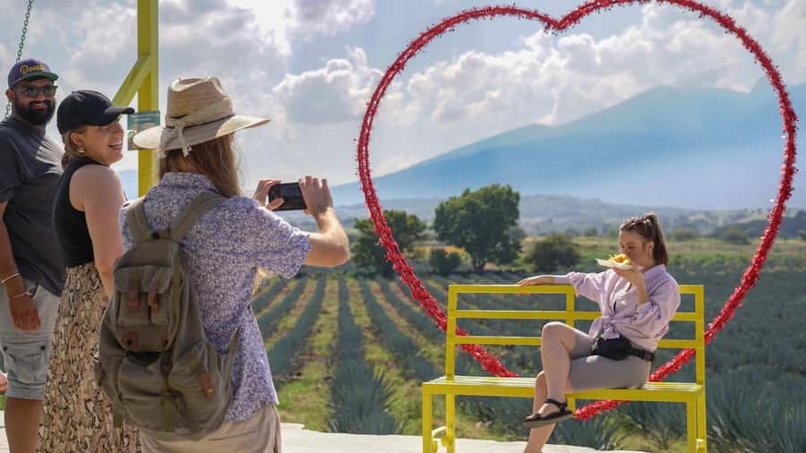 Classic Tequila Route Tour from Guadalajara and cantaritos el GÜERO!!! - Guided tastings: blanco, reposado, añejo, and tequila liqueurs