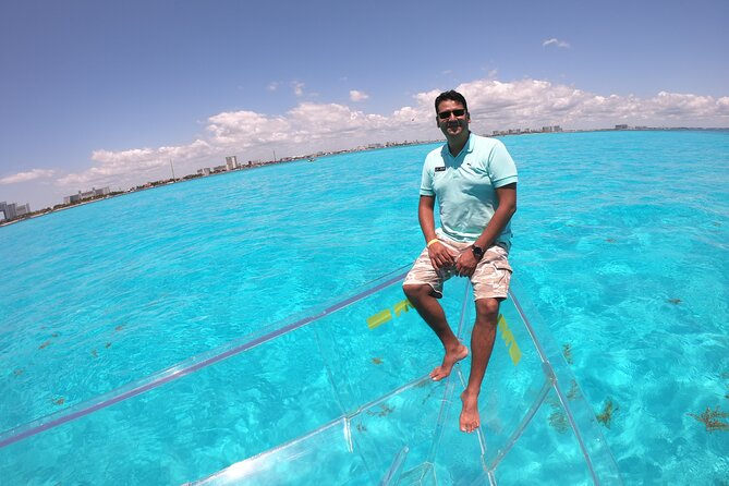 Clearboat: Glass-bottom boat ride to the Caribean Sea - Crew, language, and safety, what small groups make easier