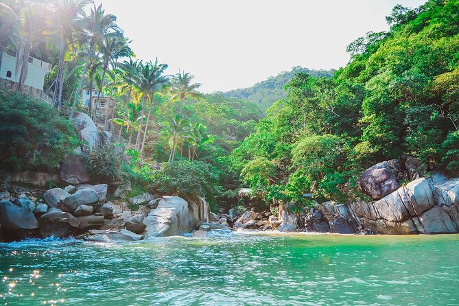 Coastal and Jungle Hiking Tour along 6 Beaches of Puerto Vallarta - Meet-up in Zona Romántica, then head south the right way