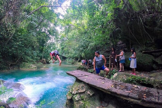 "Copalitilla" Waterfalls from Huatulco - Guides, Language, and What to Expect From Ocean Travel