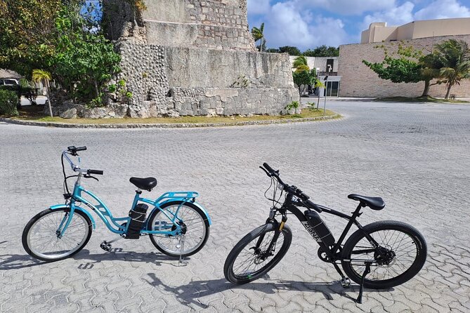 Costa Maya E-Bikes Rental - Your route: the Malecon and the coastline rhythm