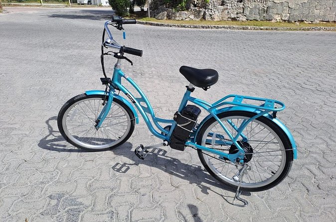 Costa Maya E-Bikes Rental - Beach breaks: food, drinks, restrooms, and massages