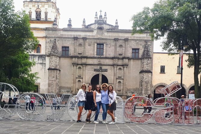 Coyoacán Walking Tour: Access to Frida Kahlo Museum & Tacos - Museo Frida Kahlo (Casa Azul): what you realistically get in one hour