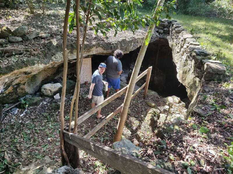 Cozumel: 5-Hour Private Caves and Ruins Tour with Lunch - Chen Rio Beach and lagoon: soft sand, Caribbean water, and wildlife chances