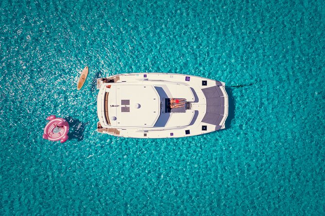 Cozumel All Inclusive: Coast & Relax 4h on 51' Leopard - Who This Yacht Charter Fits Best