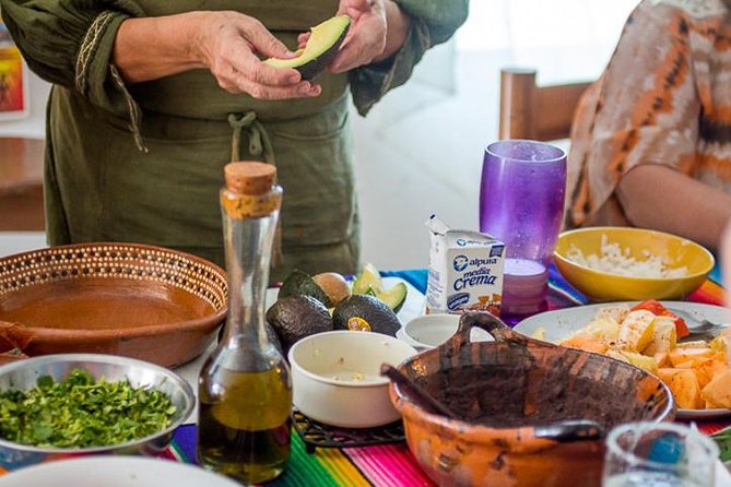 Cozumel Cooking Class - Josefina’s Home Kitchen and Traditional Tools You’ll Actually Use