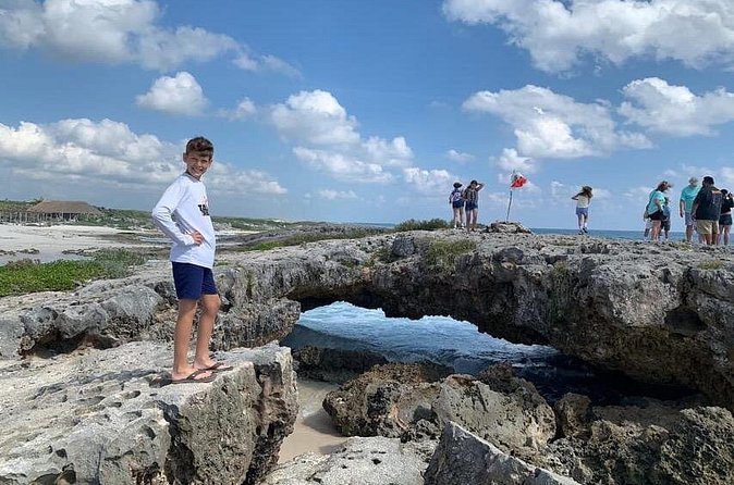 Cozumel In Buggy With Beach Time - Stop 3: Mi Mexico Lindo Tequila Tour, History and Tasting